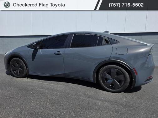 2024 Toyota Prius Prime SE