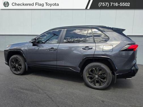 2024 Toyota RAV4 Hybrid SE