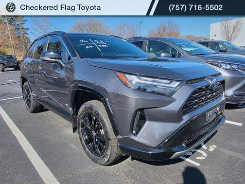2024 Toyota RAV4 Hybrid SE