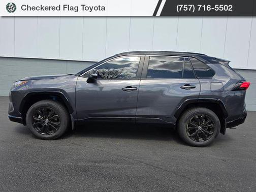 2024 Toyota RAV4 Hybrid SE