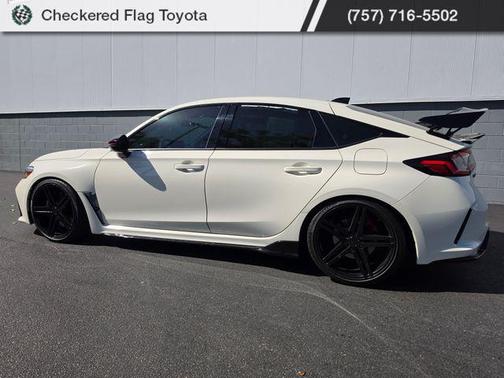 Championship White 2024 Honda Civic Type R