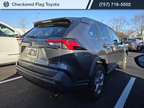 2022 Toyota RAV4 Hybrid XLE