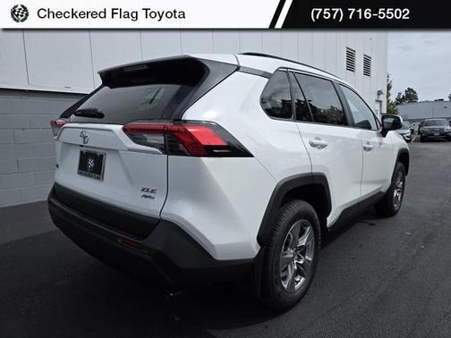 2025 Toyota RAV4 XLE