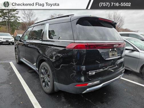 2022 Kia Carnival SX