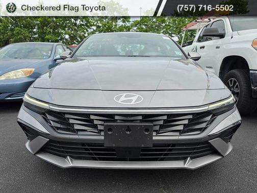 Fluid Metal 2024 Hyundai ELANTRA SEL