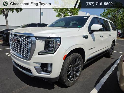 White Frost Tricoat 2022 GMC Yukon XL Denali