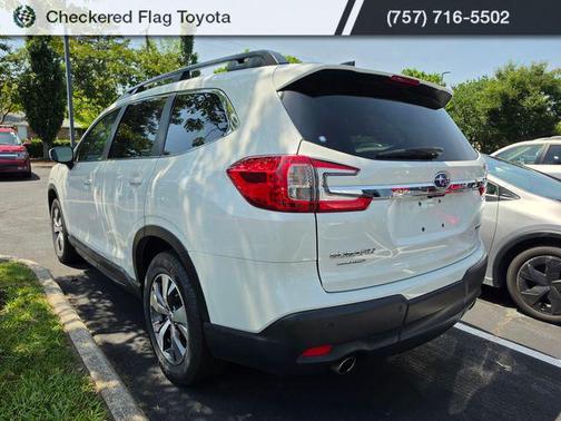 Crystal White Pearl 2025 Subaru Ascent Premium 7-Passenger