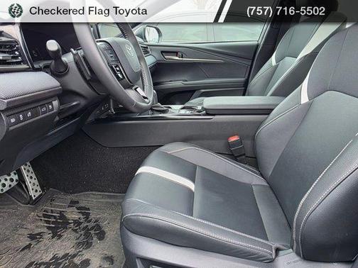 Heavy Metal 2025 Toyota Camry SE