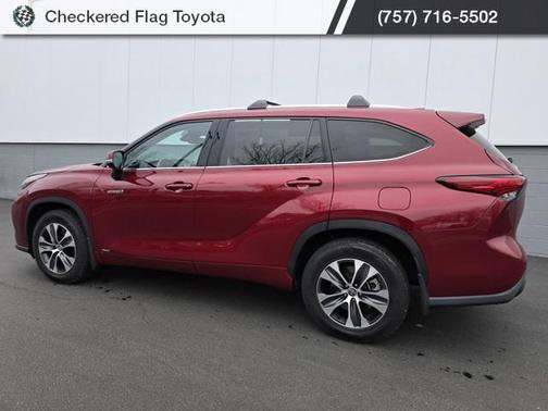 2021 Toyota Highlander Hybrid XLE