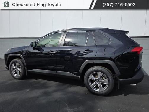 2025 Toyota RAV4 Hybrid SE