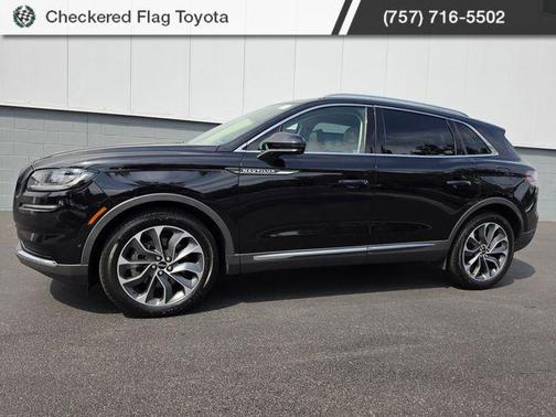 INFINITE BLACK MET CC 2023 Lincoln Nautilus Reserve