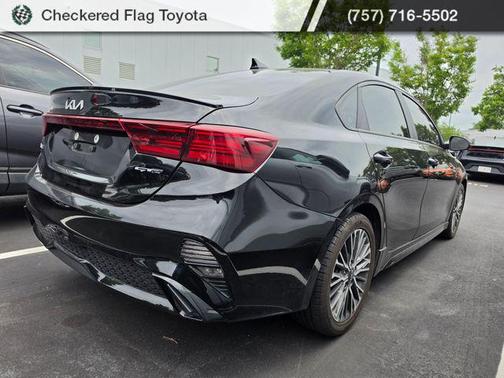 Aurora Black 2023 Kia Forte GT-Line