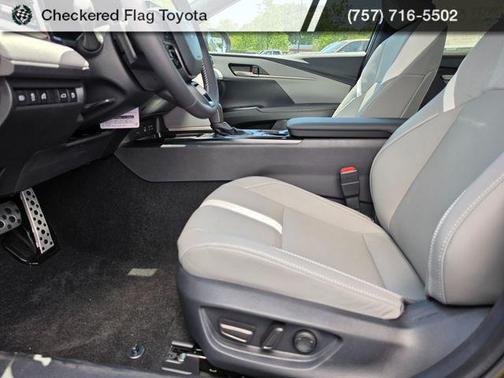 Midnight Black Metallic 2026 Toyota Camry SE