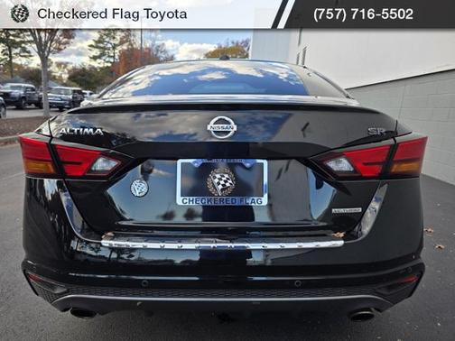 2022 Nissan Altima SR VC-Turbo FWD