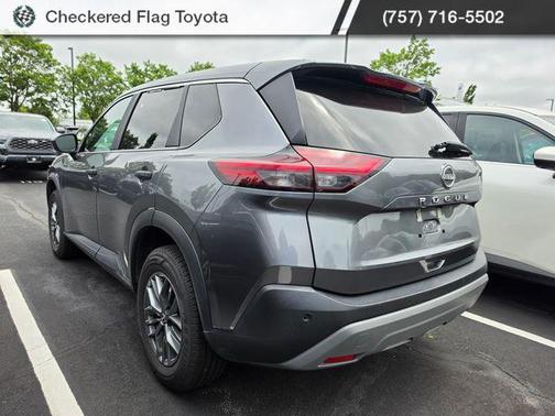 Gun Metallic 2023 Nissan Rogue S