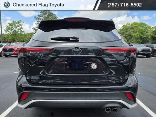 2024 Toyota Highlander XSE