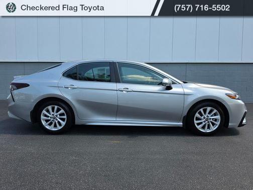 Celestial Silver Metallic 2024 Toyota Camry SE