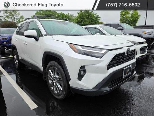 Wind Chill Pearl 2023 Toyota RAV4 XLE Premium