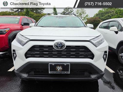Wind Chill Pearl 2023 Toyota RAV4 XLE Premium