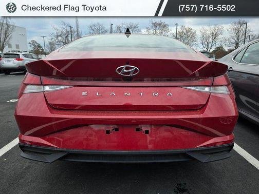 2023 Hyundai ELANTRA SEL