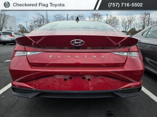 2023 Hyundai ELANTRA SEL