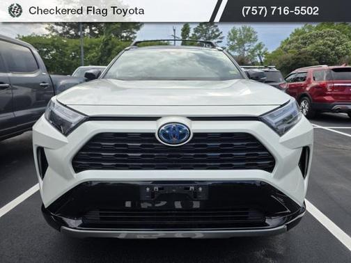 2022 Toyota RAV4 Hybrid SE