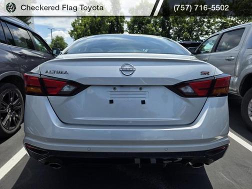 2023 Nissan Altima SR FWD