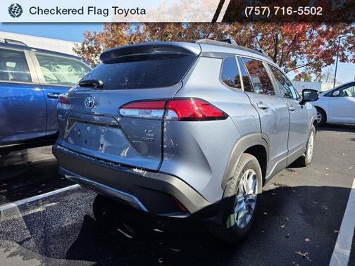 2025 Toyota Corolla Cross LE