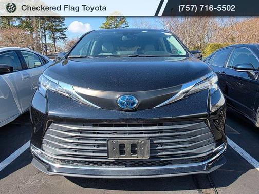 2021 Toyota Sienna XLE 7 Passenger