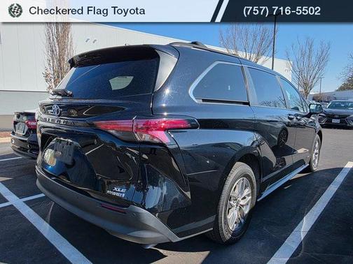 2021 Toyota Sienna XLE 7 Passenger
