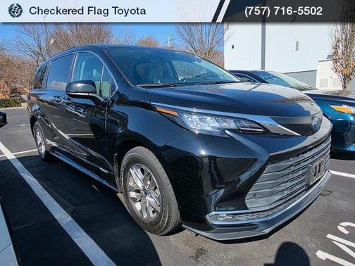 2021 Toyota Sienna XLE 7 Passenger