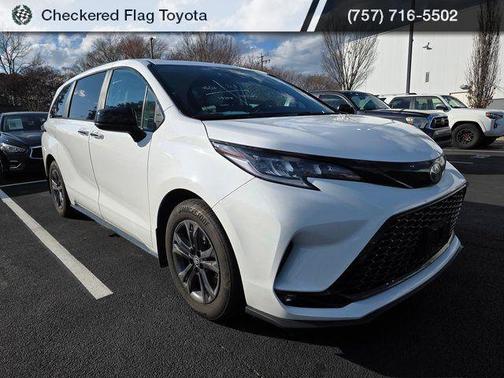 2025 Toyota Sienna XSE 7 Passenger