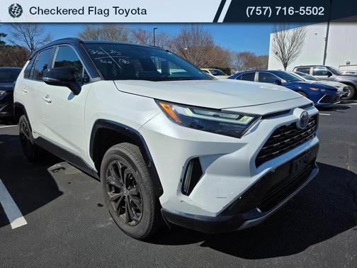 2024 Toyota RAV4 Hybrid SE