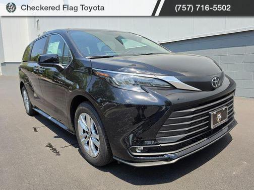 Midnight Black Metallic 2026 Toyota Sienna XLE