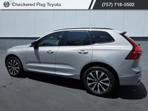 2024 Volvo XC60 B5 Plus Dark Theme