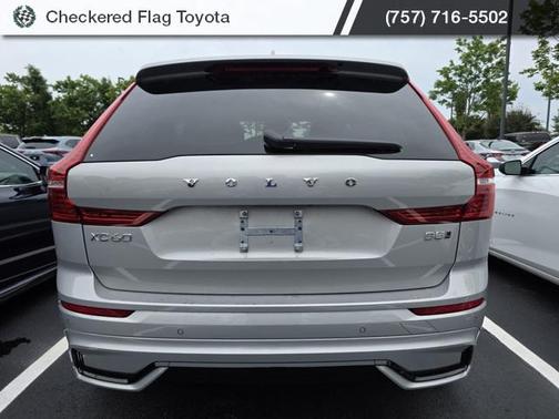 2024 Volvo XC60 B5 Plus Dark Theme