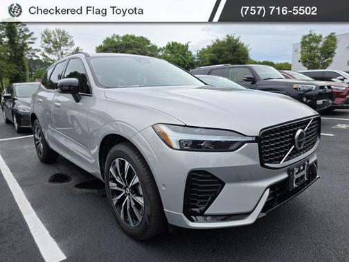 2024 Volvo XC60 B5 Plus Dark Theme