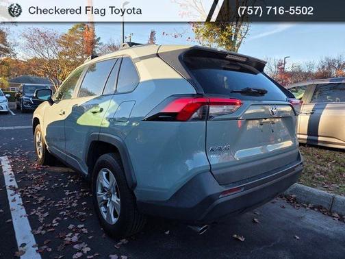 2021 Toyota RAV4 XLE