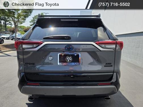 2021 Toyota RAV4 Hybrid SE