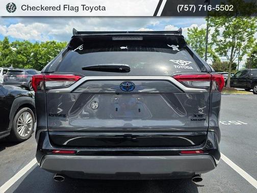 2021 Toyota RAV4 Hybrid SE