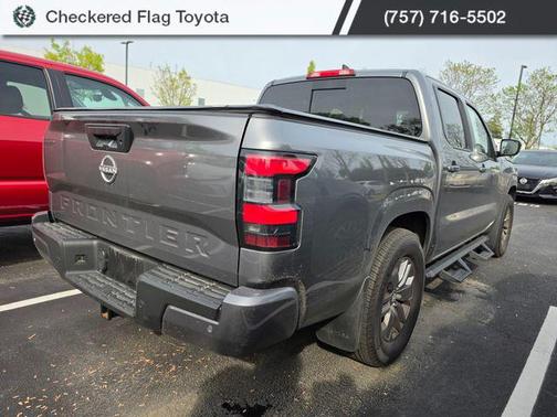 2025 Nissan Frontier SV