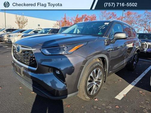 2022 Toyota Highlander Hybrid XLE