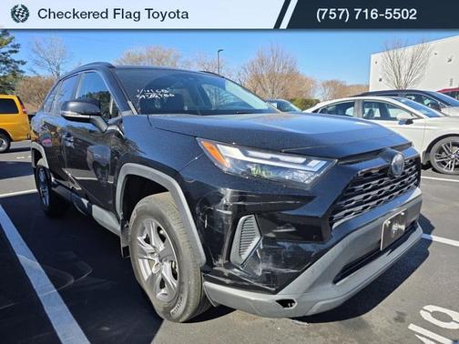 2022 Toyota RAV4 Hybrid XLE