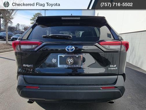 2022 Toyota RAV4 Hybrid XLE