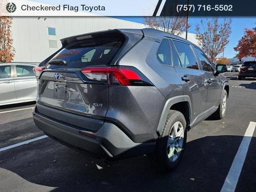 2020 Toyota RAV4 XLE