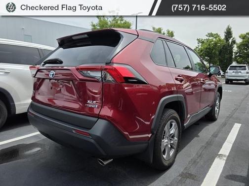 2024 Toyota RAV4 Hybrid XLE