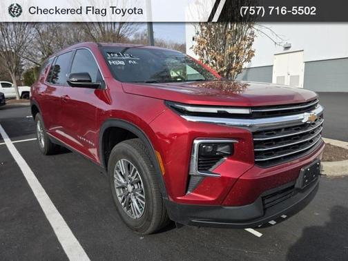 2024 Chevrolet Traverse LT