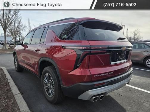 2024 Chevrolet Traverse LT