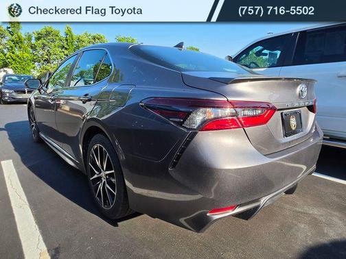 Predawn Gray Mica 2024 Toyota Camry SE