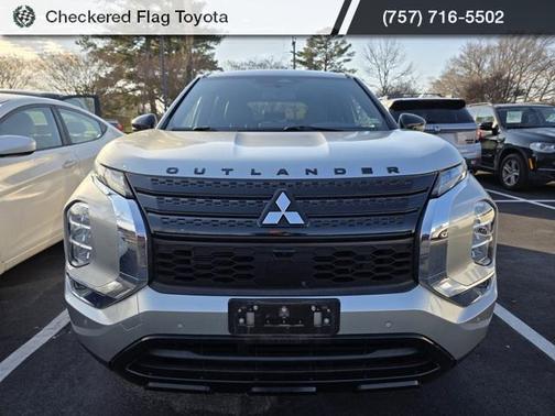 2022 Mitsubishi Outlander Black Edition 2WD